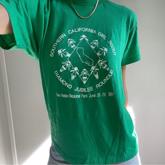 Vintage Tops - Vintage Girl Scouts green graphic tee